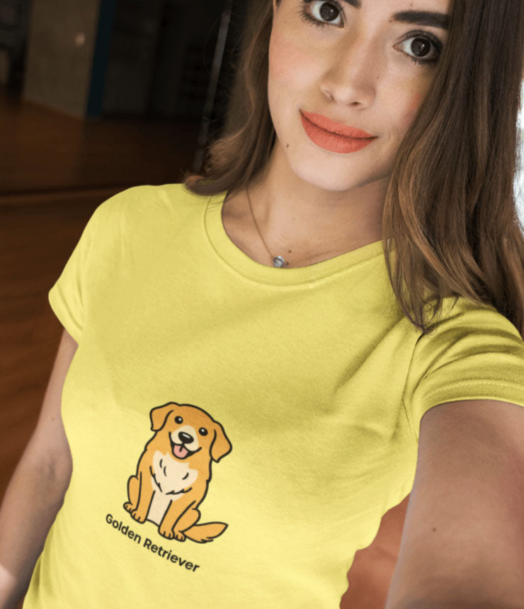 Golden Retriever Tee. Cute Sitting Dog Graphic T-Shirt for Dog Lovers